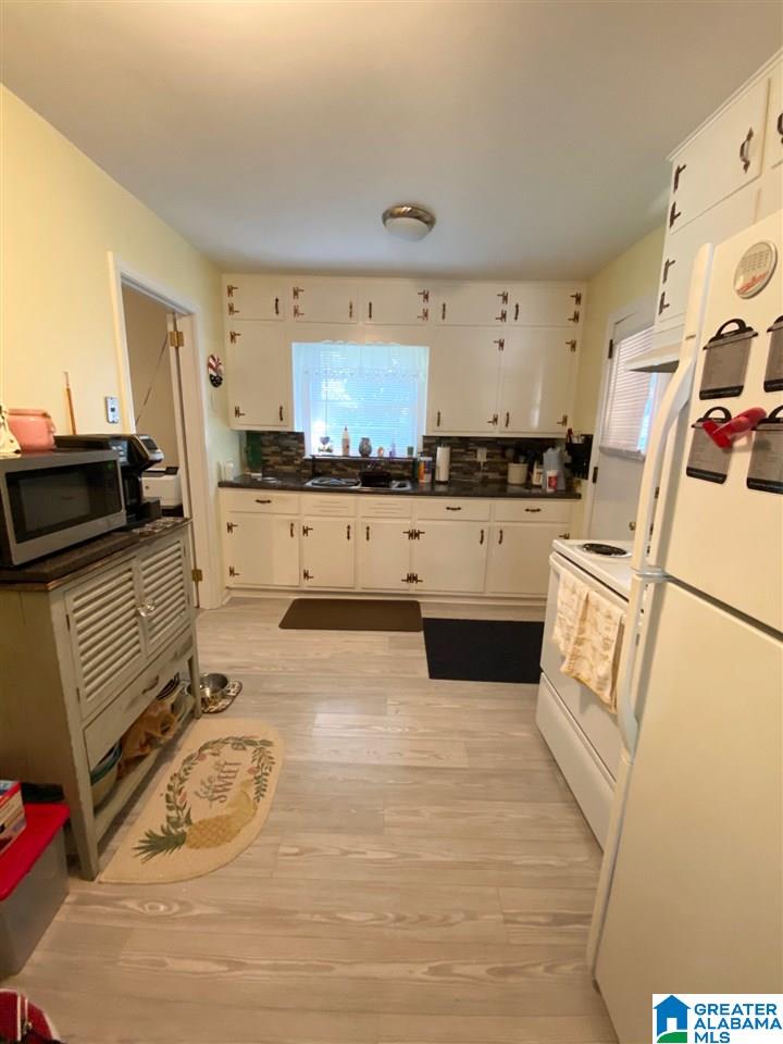 425 20th Avenue Northeast Birmingham, AL 35215 - Photo 6 of 12