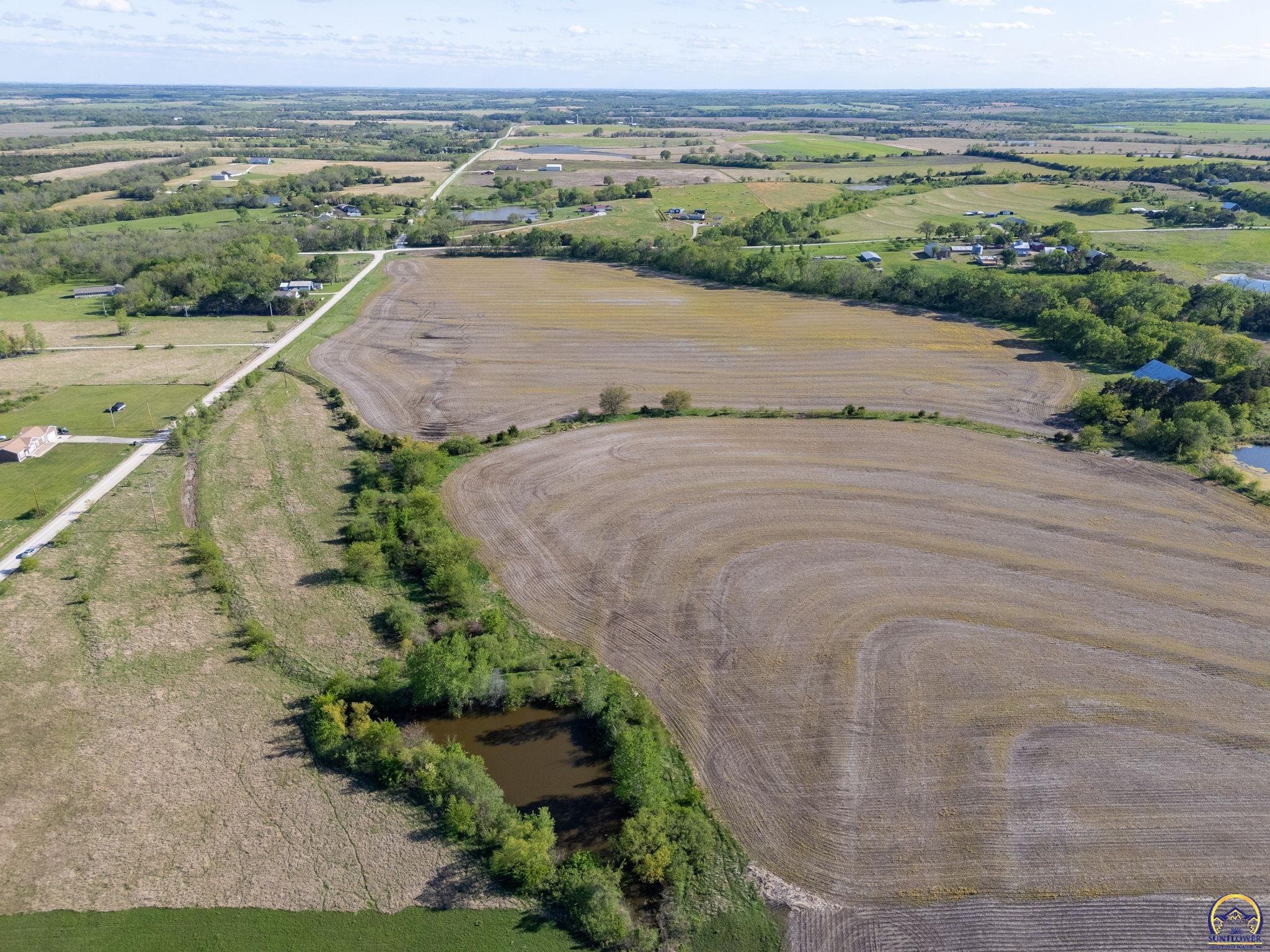 1 Southwest Docking Road Auburn, KS 66402 - Photo 6 of 9
