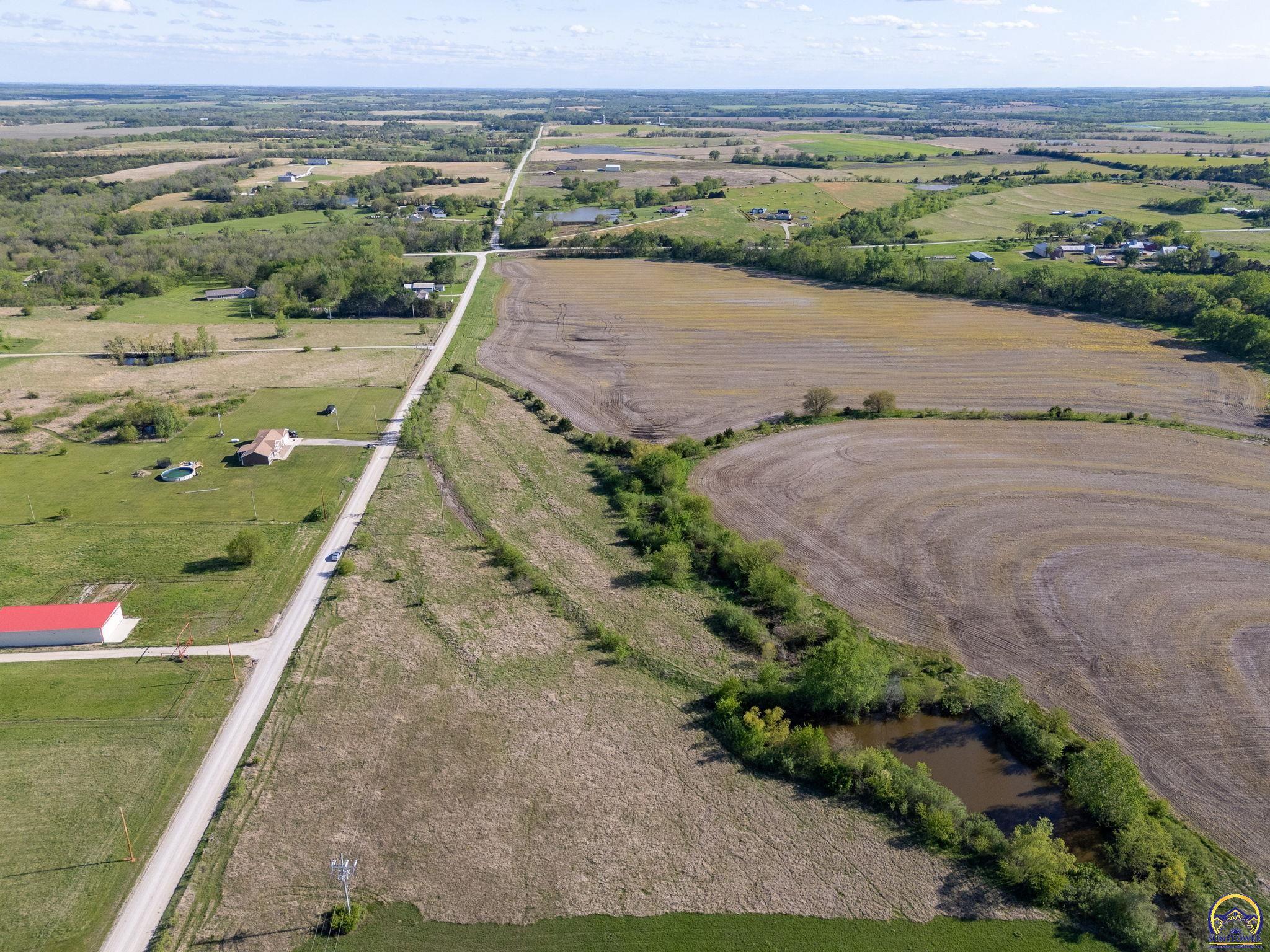 1 Southwest Docking Road Auburn, KS 66402 - Photo 7 of 9