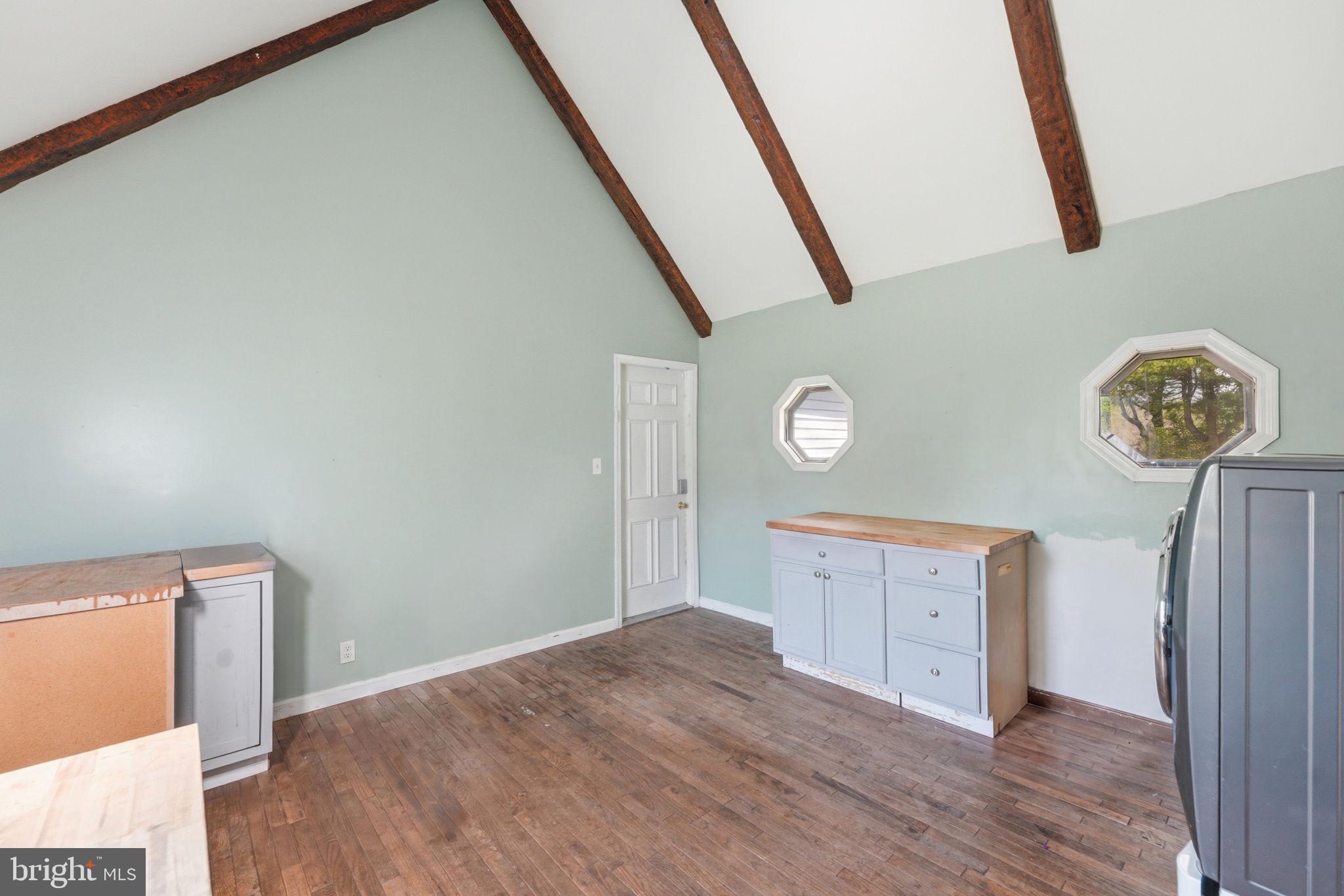 18 East Brook Knoll Road Elkton, MD 21921 - Photo 25 of 52 Spacious Mudroom