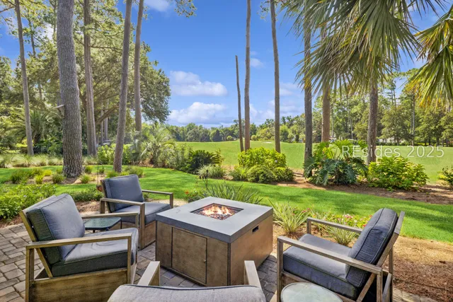 $884,000 | 122 Summerton Drive, Bluffton, SC 29910