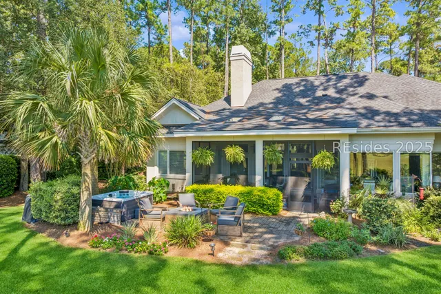 $884,000 | 122 Summerton Drive, Bluffton, SC 29910
