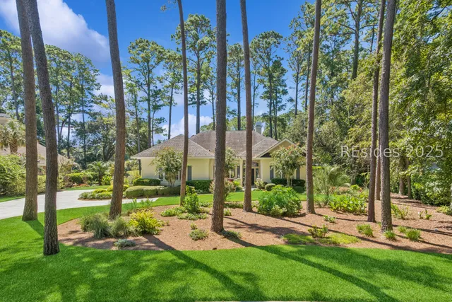 $884,000 | 122 Summerton Drive, Bluffton, SC 29910
