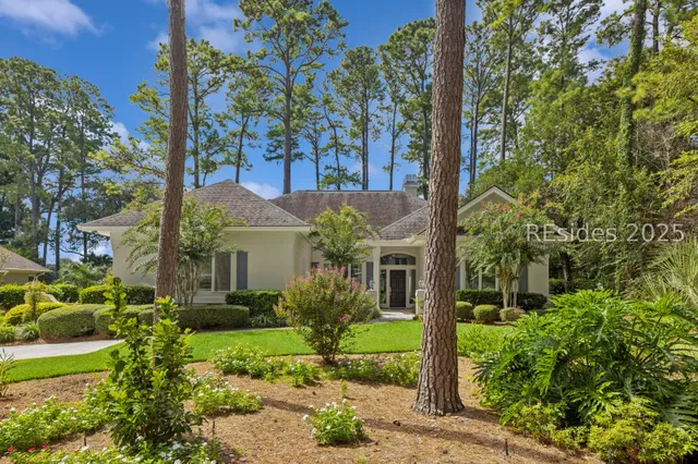 $884,000 | 122 Summerton Drive, Bluffton, SC 29910