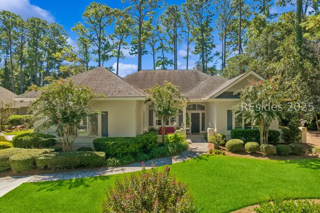 $884,000 | 122 Summerton Drive, Bluffton, SC 29910