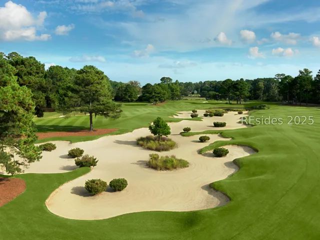 $884,000 | 122 Summerton Drive, Bluffton, SC 29910