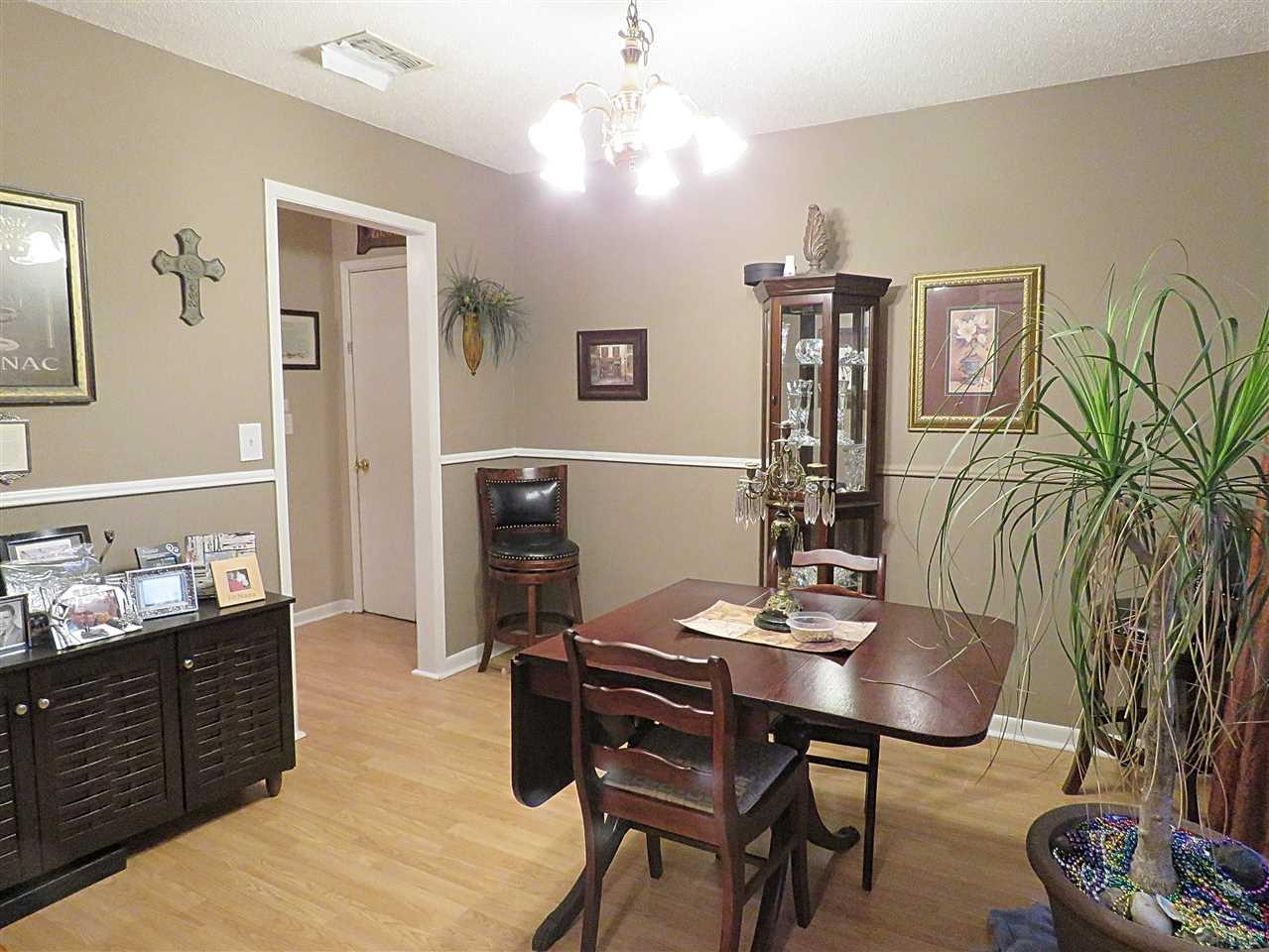 8252 Squire Road Pensacola, FL 32514 - Photo 3 of 18 Gallery Image 3