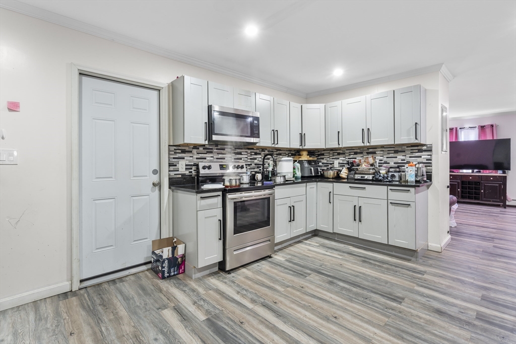 159-161 Howe Street Methuen, MA 01844 - Photo 14 of 37