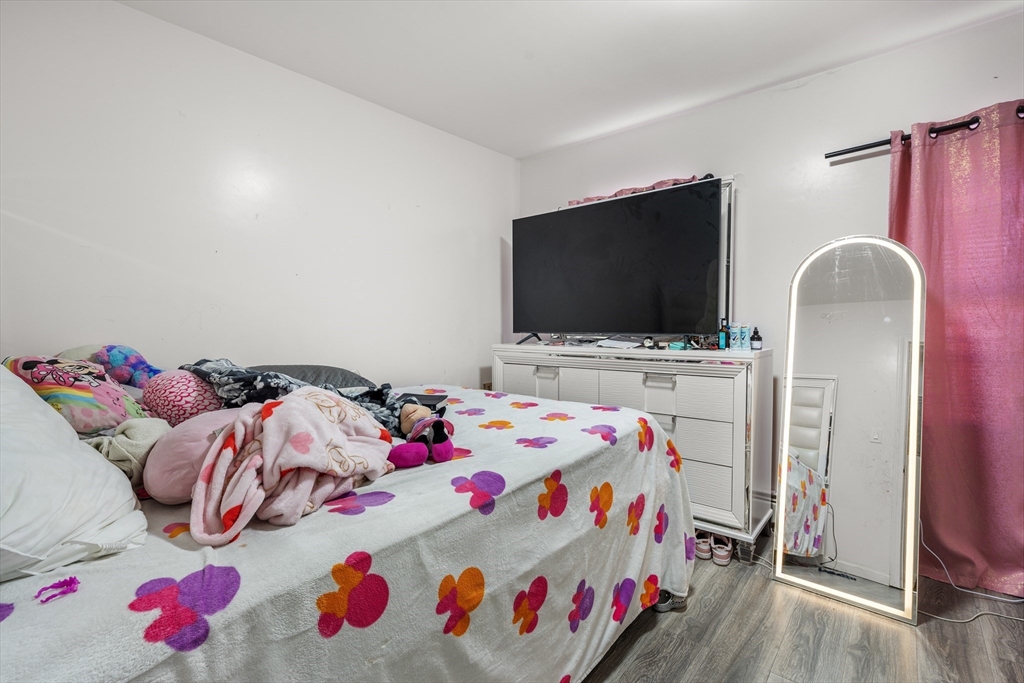 159-161 Howe Street Methuen, MA 01844 - Photo 20 of 37