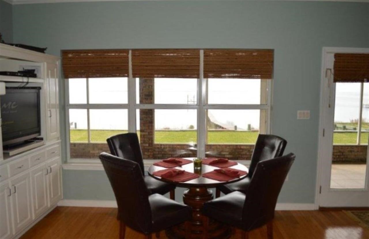 7067 Shellfish Court Navarre, FL 32566 - Photo 11 of 30 Gallery Image 11