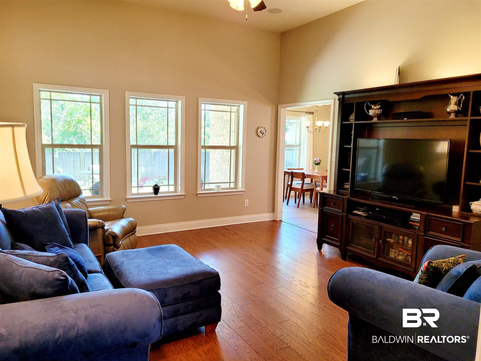 6383 Oakleigh Way Mobile, AL 36693 - Photo 2 of 21