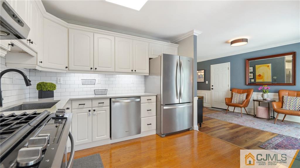 5 Savage Road Kendall Park, NJ 08824 - Photo 10 of 33 Gallery Image 10