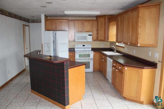 4599 Johnson Road Superior, WI 54880 - Photo 3 of 9