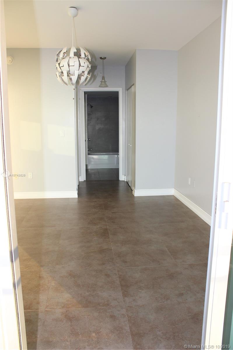 92 Southwest 3rd Street, Unit 1607 Miami, FL 33130 - Photo 18 of 18
