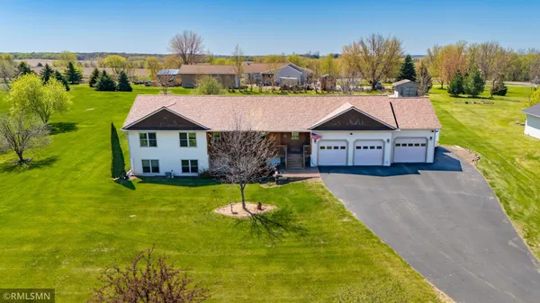 $449,900 | 1603 86th Avenue, Hammond, WI 54015