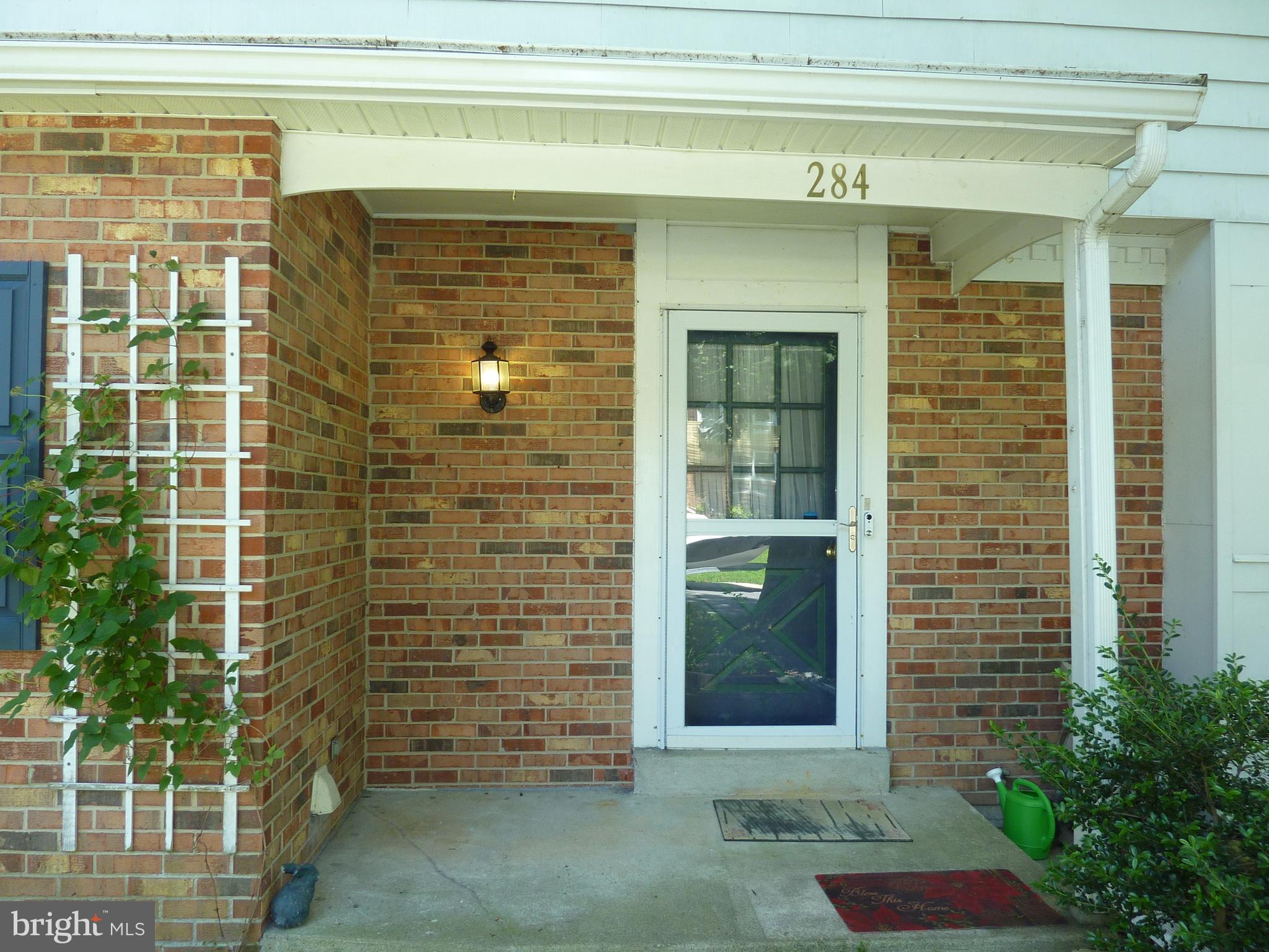 284 Merion Road Dover, DE 19904 - Photo 2 of 25 Entrance