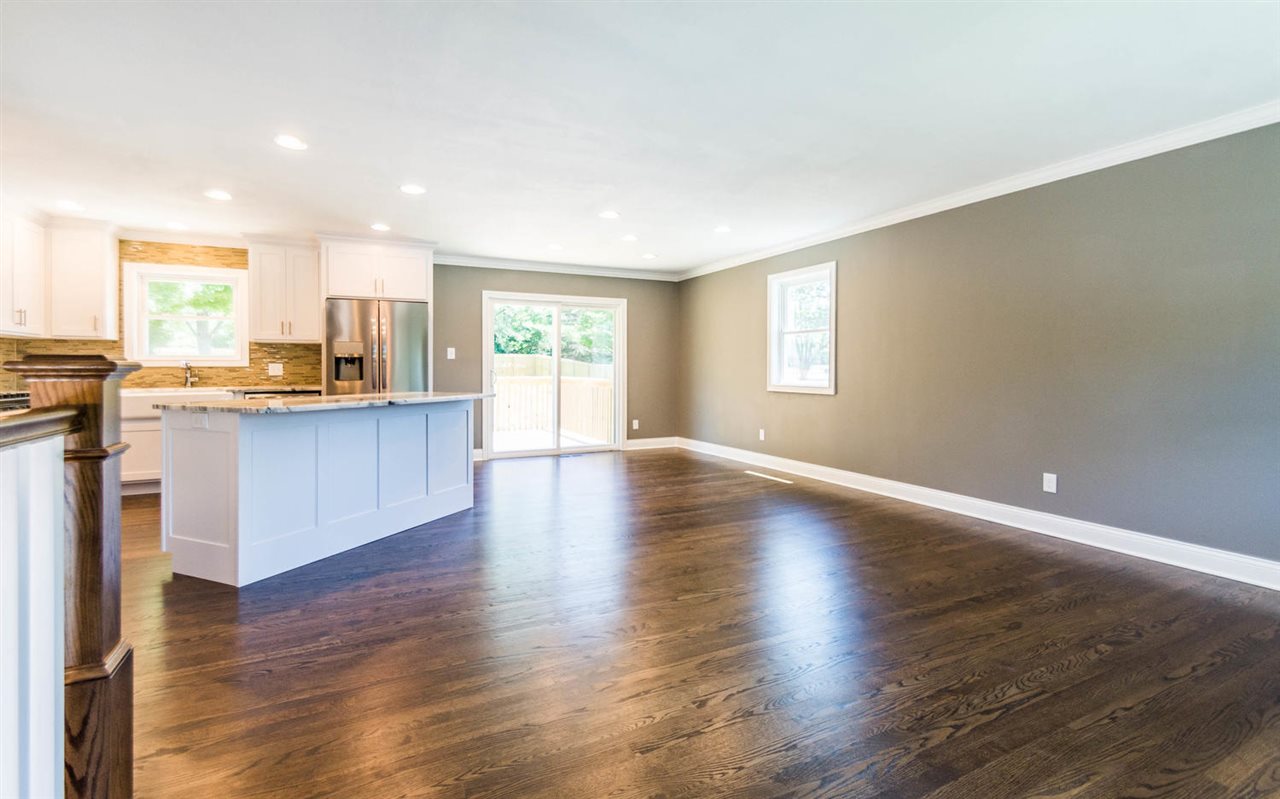 201 South Smith Road Bloomington, IN 47401 - Photo 3 of 36 Gallery Image 3
