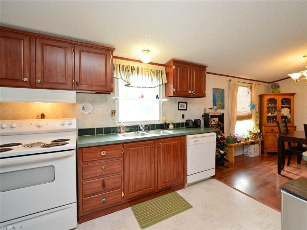 421 Reddie Road Stoneville, NC 27048 - Photo 9 of 25 Gallery Image 9
