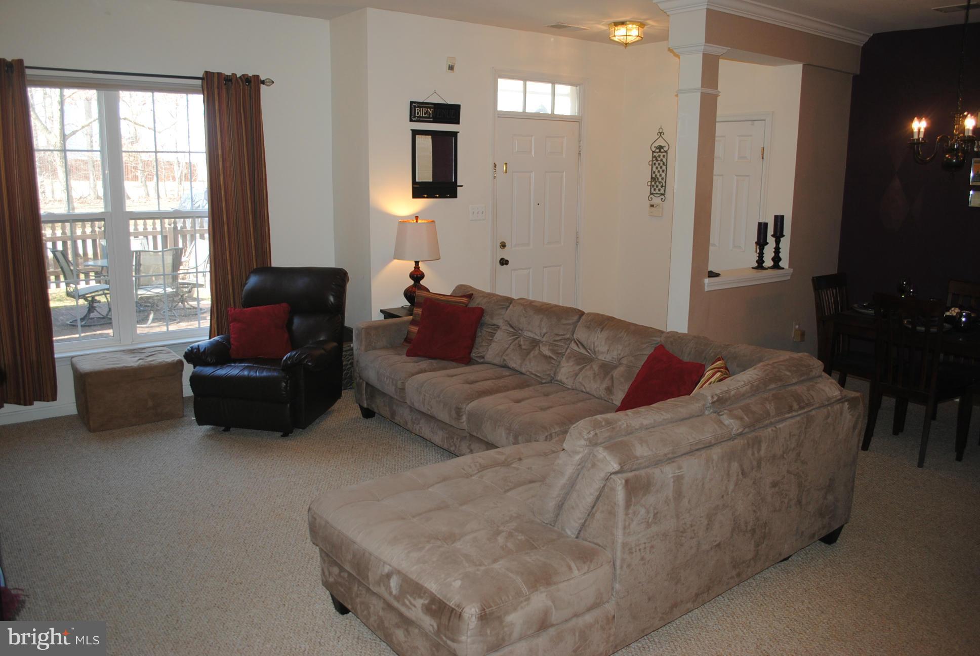 8731 Spring Brook Way Odenton, MD 21113 - Photo 10 of 24 Living Room