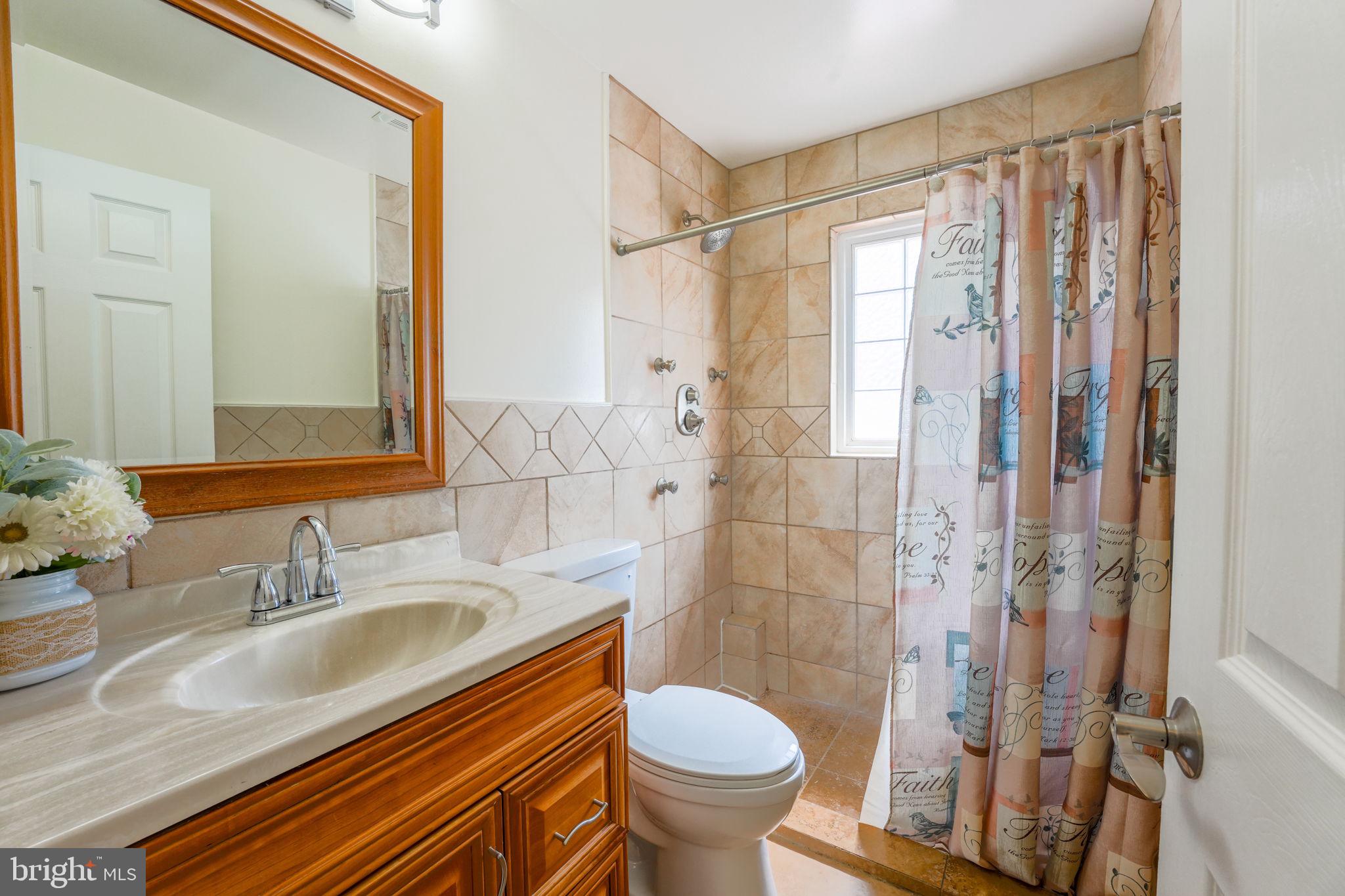 4127 Granby Road Woodbridge, VA 22193 - Photo 14 of 48 Gallery Image 14