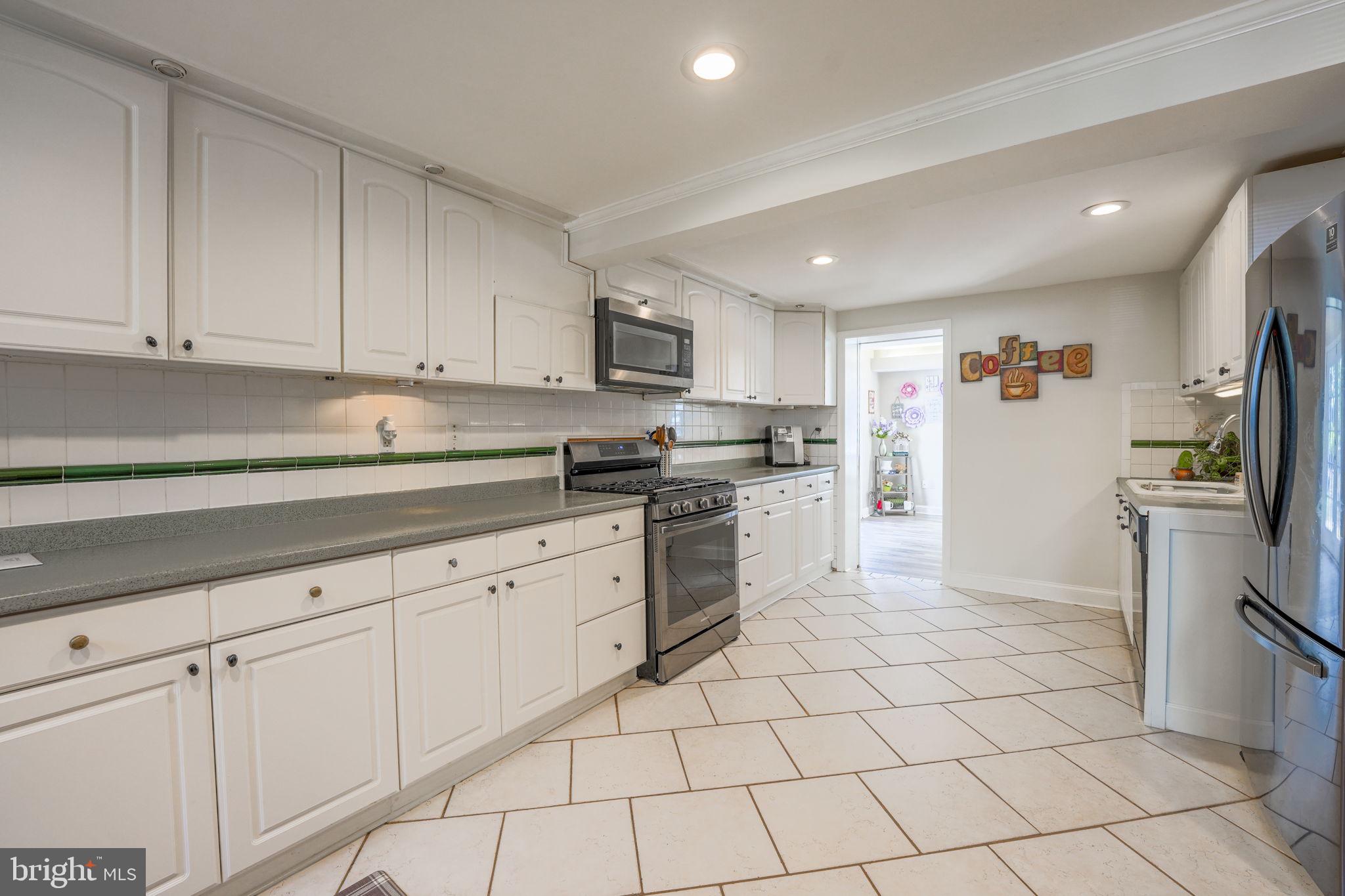 4127 Granby Road Woodbridge, VA 22193 - Photo 16 of 48 Gallery Image 16