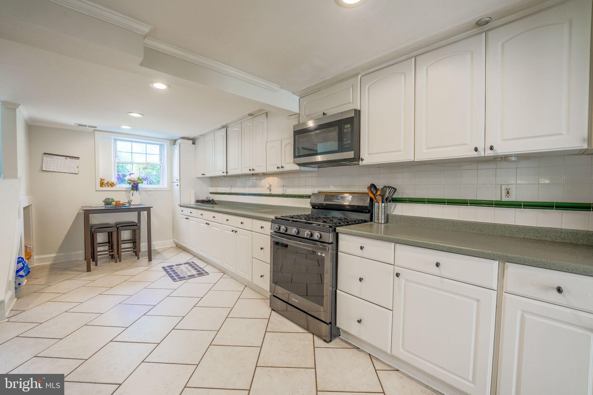 4127 Granby Road Woodbridge, VA 22193 - Photo 19 of 48 Gallery Image 19