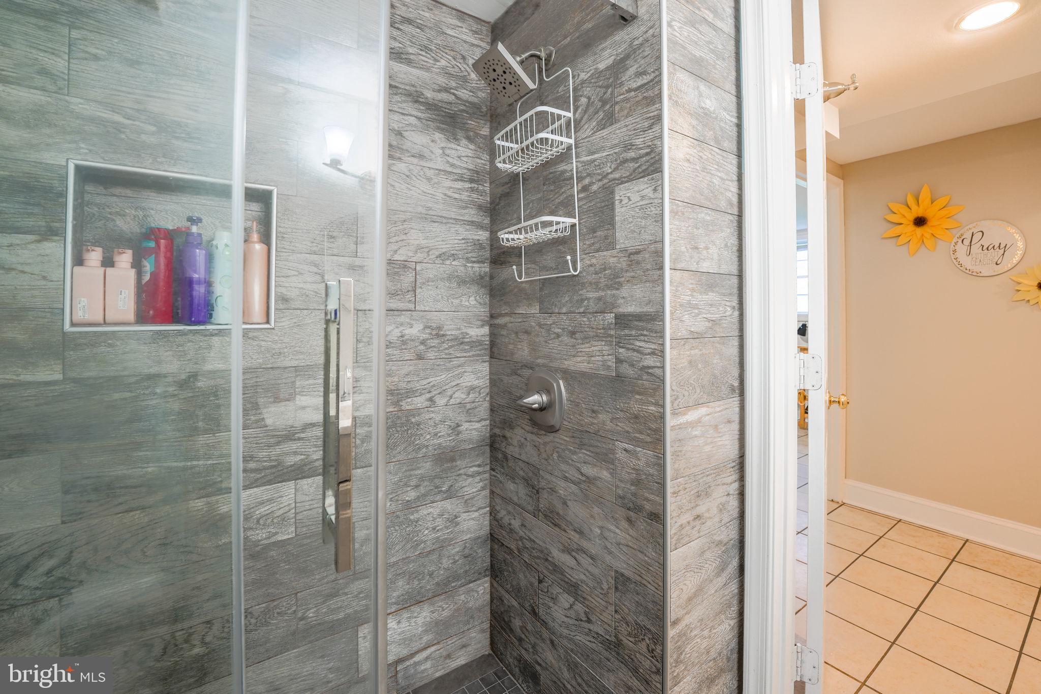 4127 Granby Road Woodbridge, VA 22193 - Photo 31 of 48 Gallery Image 31