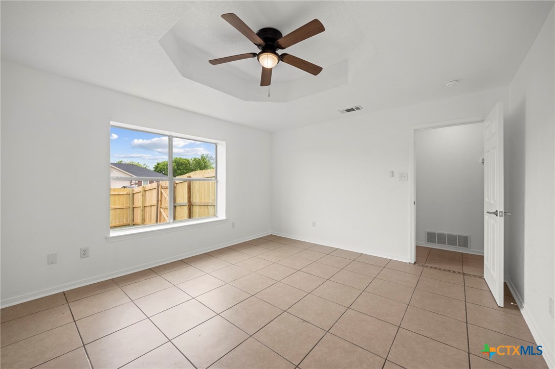 4201 Jim Avenue Killeen, TX 76549 - Photo 31 of 39 Primary Bedroom