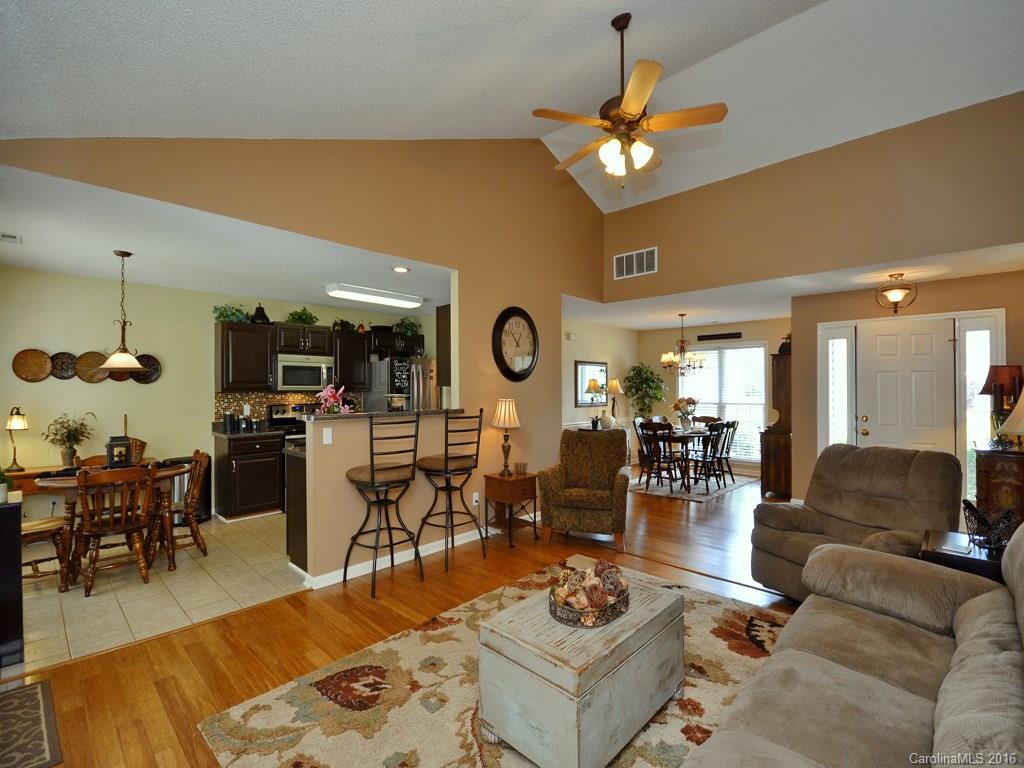 280 Planters Creek Road Fletcher, NC 28732 - Photo 3 of 16