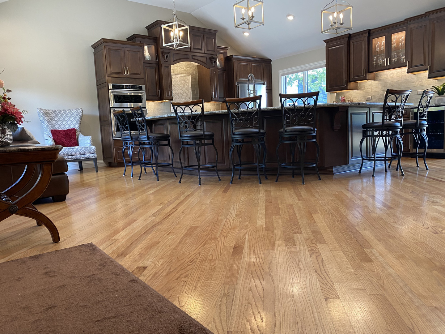 924 Surrey Road Addison, IL 60101 - Photo 3 of 29