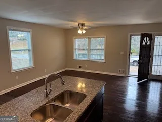 $1,895 | 5385 Westford Circle, South Fulton, GA 30349