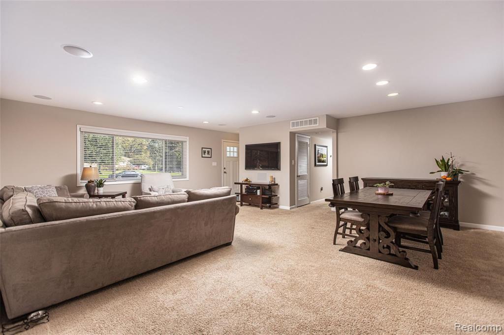 386 Wimpole Drive Rochester Hills, MI 48309 - Photo 6 of 21