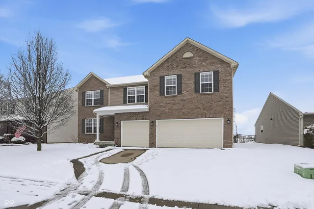 $359,900 | 5012 Birmingham Drive, Indianapolis, IN 46235