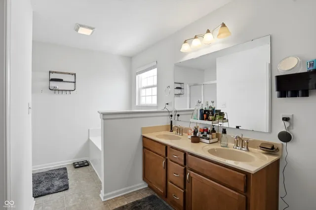 $359,900 | 5012 Birmingham Drive, Indianapolis, IN 46235