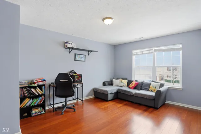 $359,900 | 5012 Birmingham Drive, Indianapolis, IN 46235