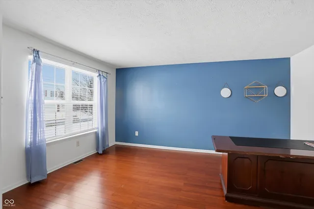 $359,900 | 5012 Birmingham Drive, Indianapolis, IN 46235