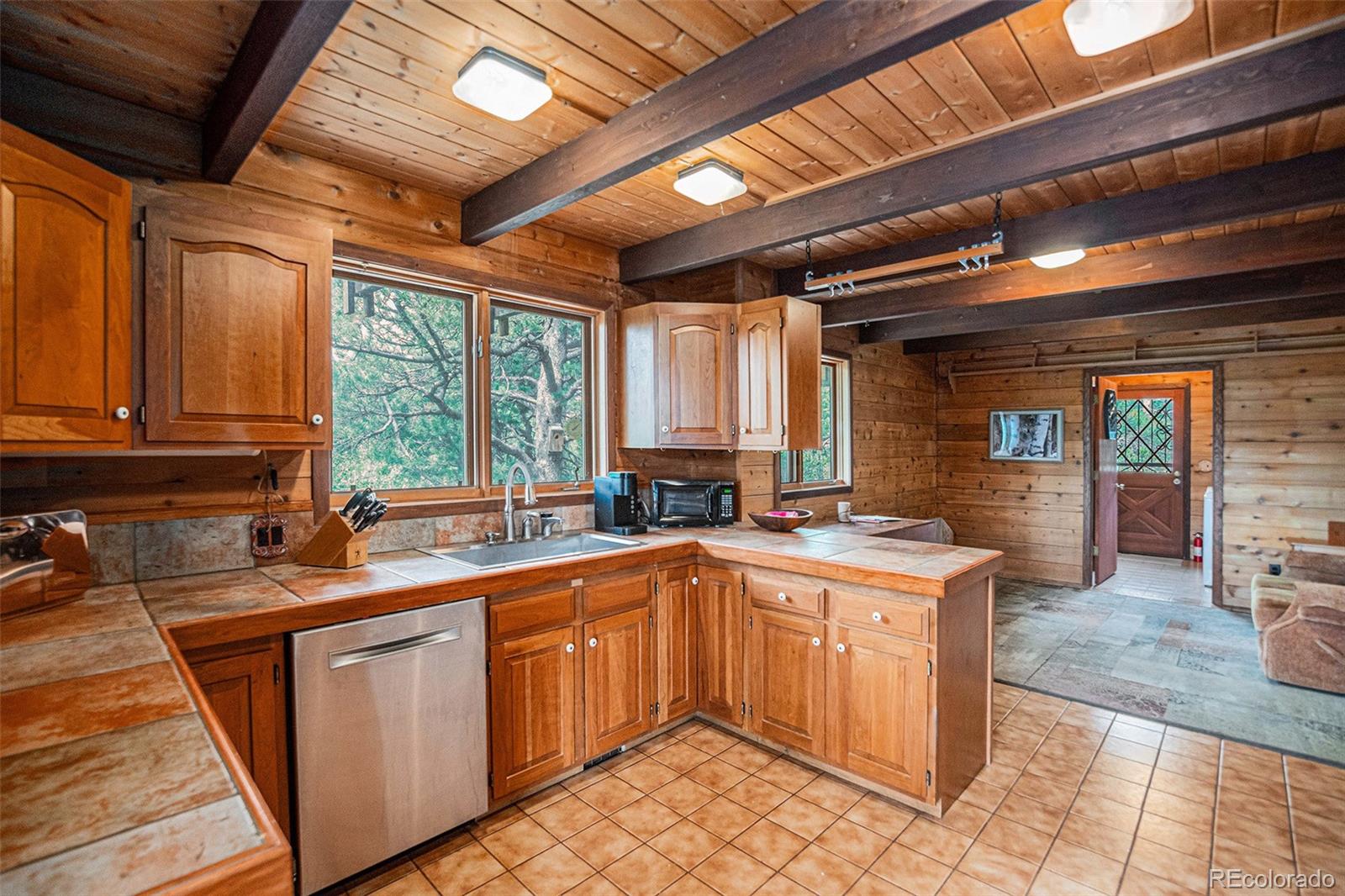 226 Ronnie Road Golden, CO 80403 - Photo 8 of 33 Gallery Image 8