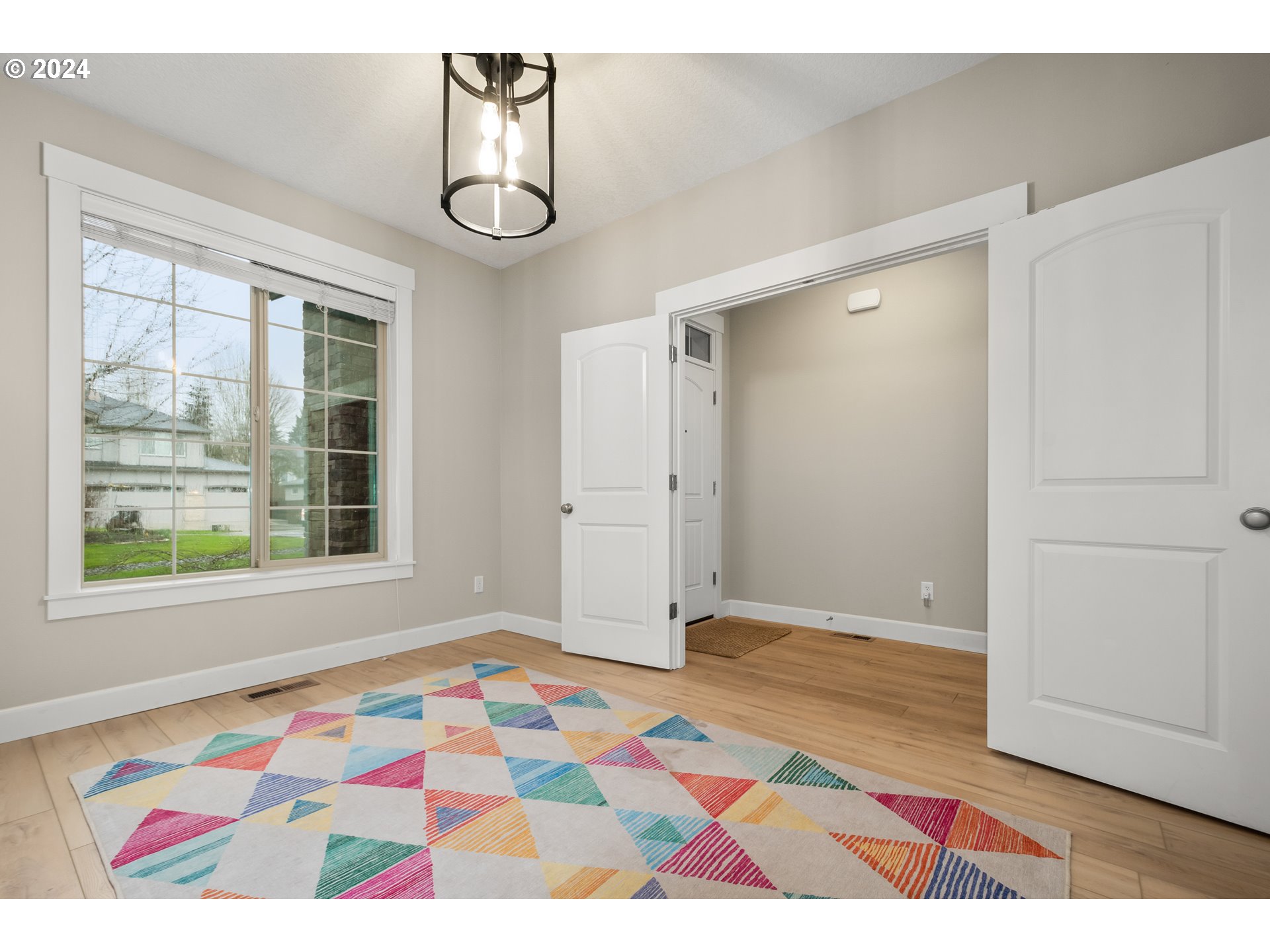 2804 Northeast 167th Circle Ridgefield, WA 98642 - Photo 3 of 36 a view of entryway with wooden floor