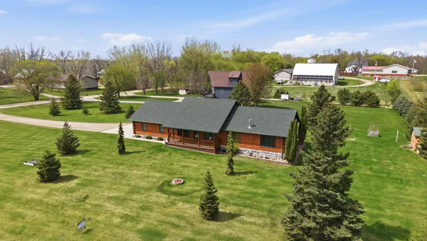 $499,500 | 14970 East Amelia Drive, Villard, MN 56385