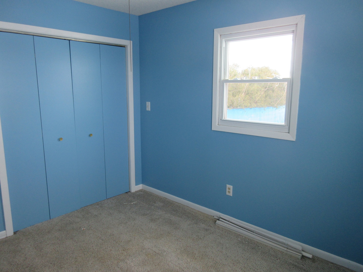 20172 Prophet Road Prophetstown, IL 61277 - Photo 11 of 32 an empty room with a window