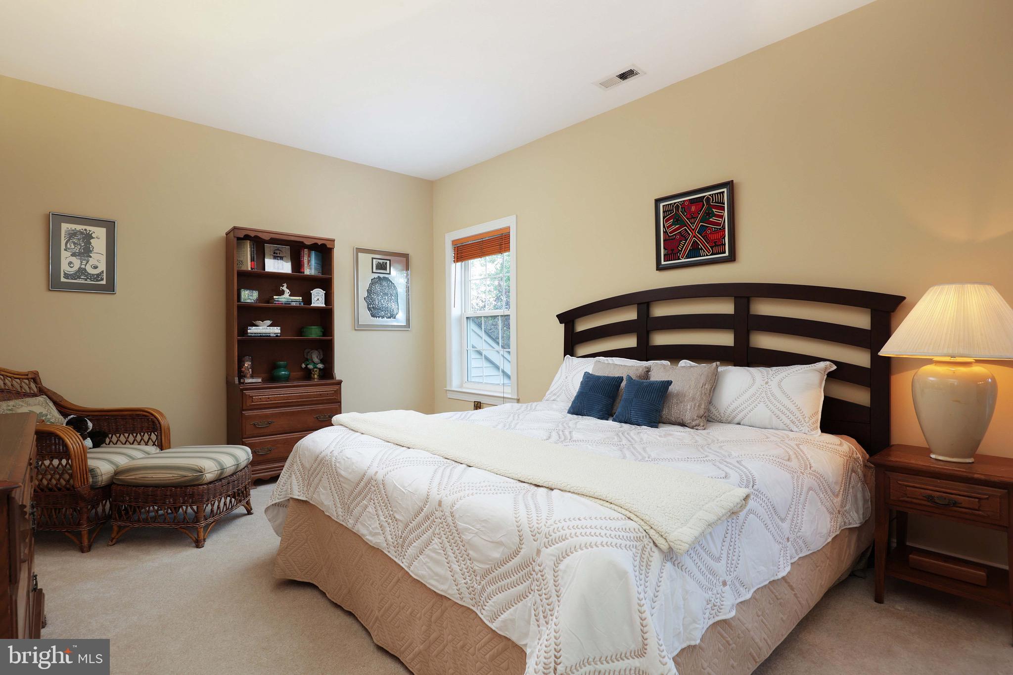 15 Manchester Court Columbus, NJ 08022 - Photo 33 of 80 a bedroom with a bed and closet