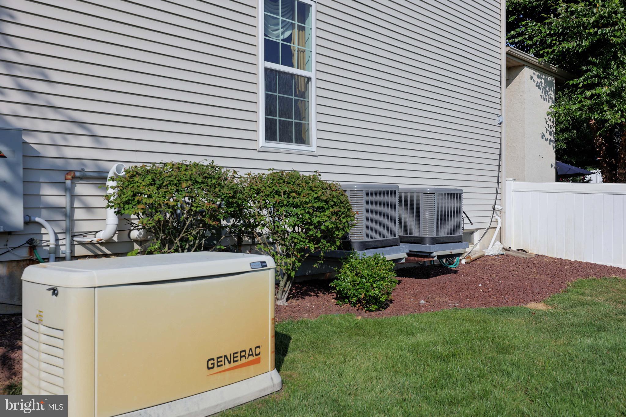 15 Manchester Court Columbus, NJ 08022 - Photo 54 of 80 a view of a house with backyard and a window