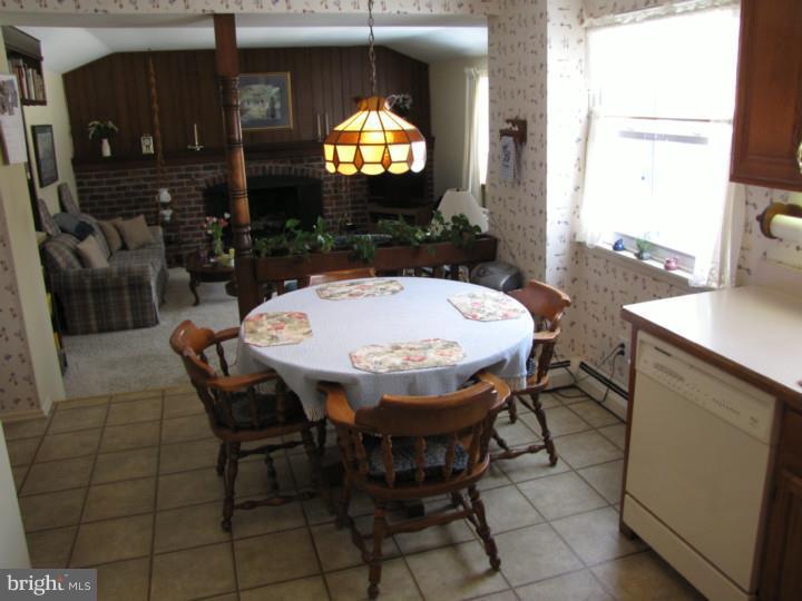 503 McGlynn Road Warminster, PA 18974 - Photo 7 of 19 Gallery Image 7