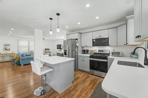 $374,900 | 814 Arago Street, Egg Harbor City, NJ 08215