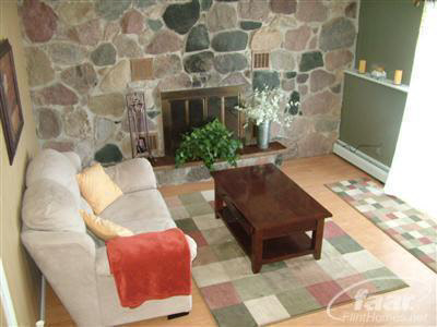 7237 Jordan Road Grand Blanc, MI 48439 - Photo 5 of 12 20234548-4.JPG