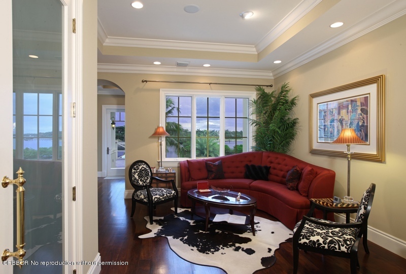 69 Curlew Road Manalapan, FL 33462 - Photo 17 of 27 Upstairs Living Area