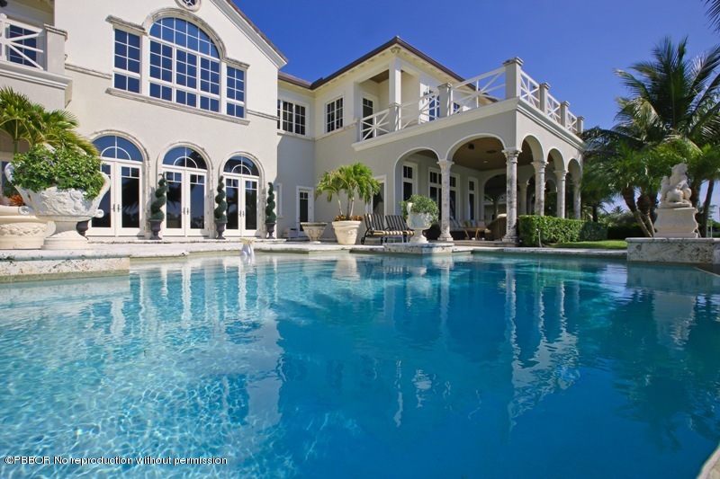 69 Curlew Road Manalapan, FL 33462 - Photo 24 of 27 Pool