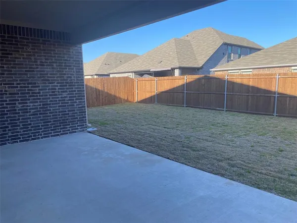 $3,200 | 2129 Mustang Way, Seagoville, TX 75159