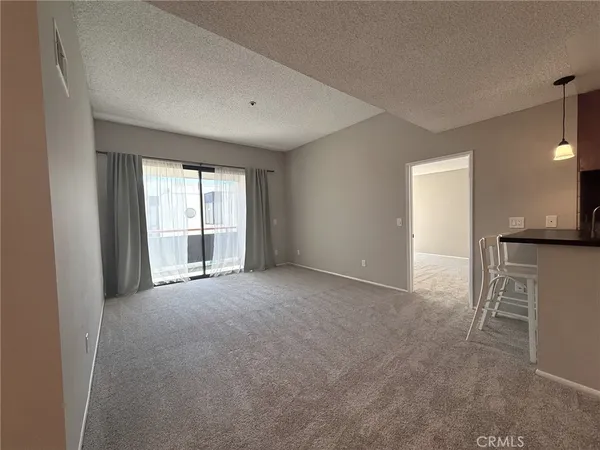 $2,950 | 222 South Central Avenue, Unit 408, Los Angeles, CA 90012