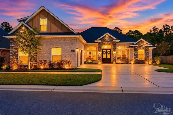 $899,900 | 5824 Huntington Creek Boulevard, Pensacola, FL 32526